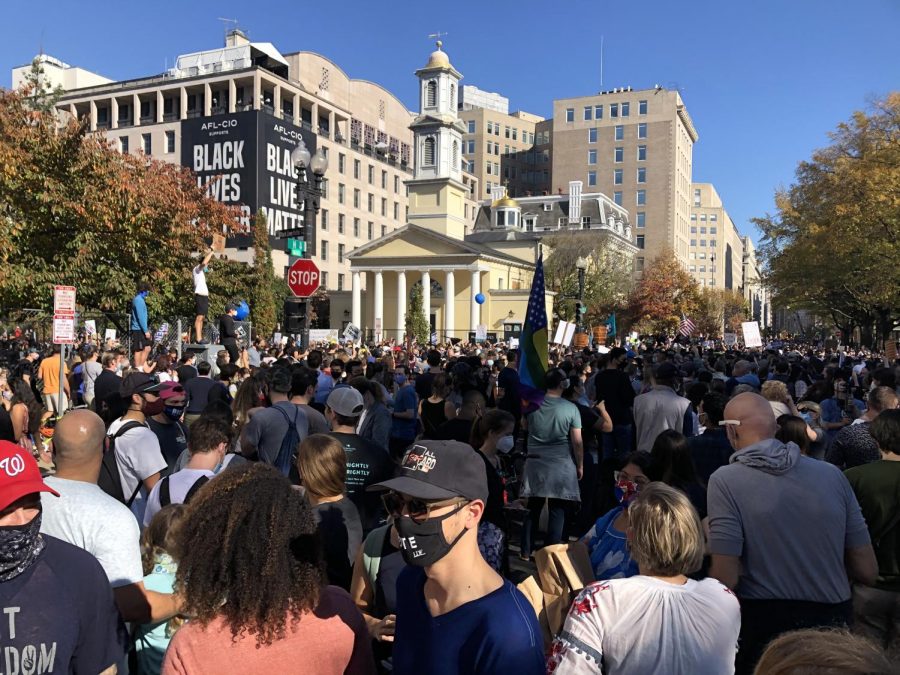 crowd in DC