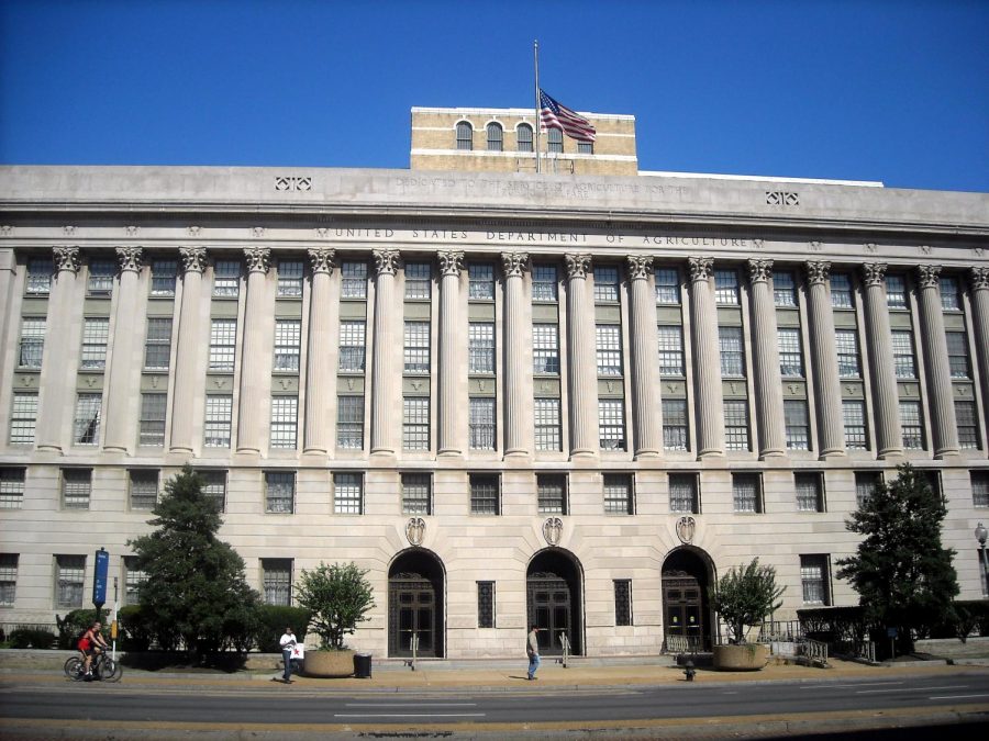 The U.S. Department of Agriculture building in Washington, D.C. The USDA is one of the 430 departments, agencies, and sub-agencies that make up the federal bureaucracy, which collectively employs 2.5 million people and manages trillions of tax dollars. (Image via Wikimedia Commons)