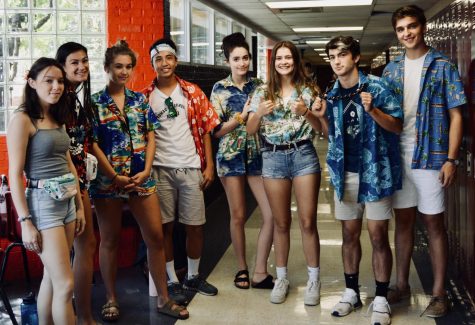 Students wear tropical clothes