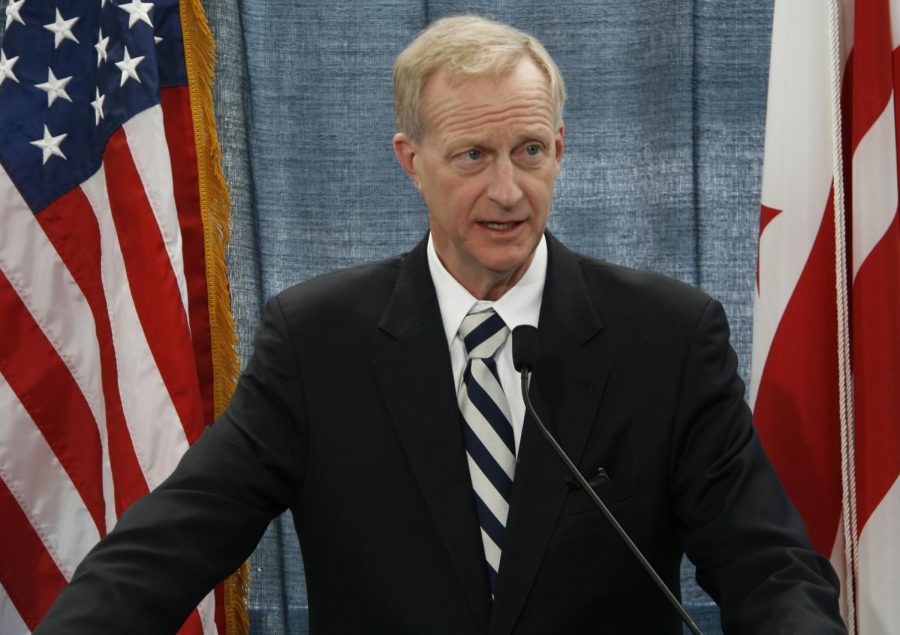 Former D.C council member Jack Evans speaking at the D.C Council chambers in 2017. Earlier this year, he was accused of ethical violations that led to him stepping down before being fully prosecuted (Photo via Wikimedia Commons).