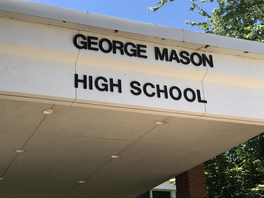 The front entrance of George Mason High School.