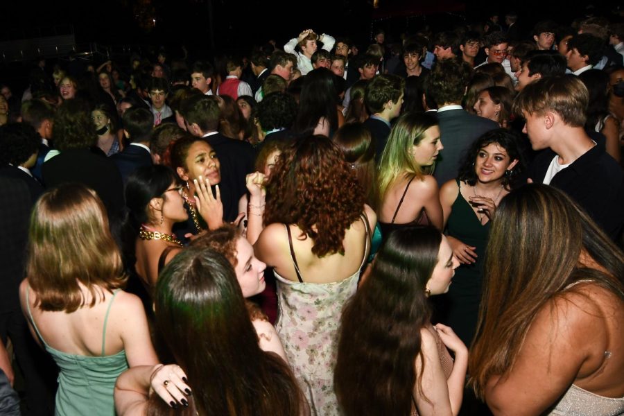 The Spring Formal will be the first indoor dance at Meridian since homecoming in 2019. The 2021 prom and homecoming dances were held on Meridian’s football field.