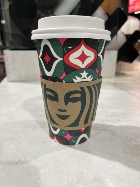A Starbucks White Mocha Chocolate Latte (Photo by Sofia Turley).